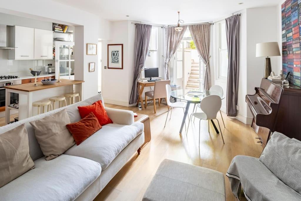 Superior 5* Kensington, London Flat + Free Wi-Fi Apartment Екстериор снимка