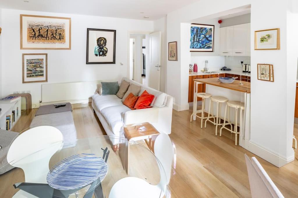 Superior 5* Kensington, London Flat + Free Wi-Fi Apartment Екстериор снимка